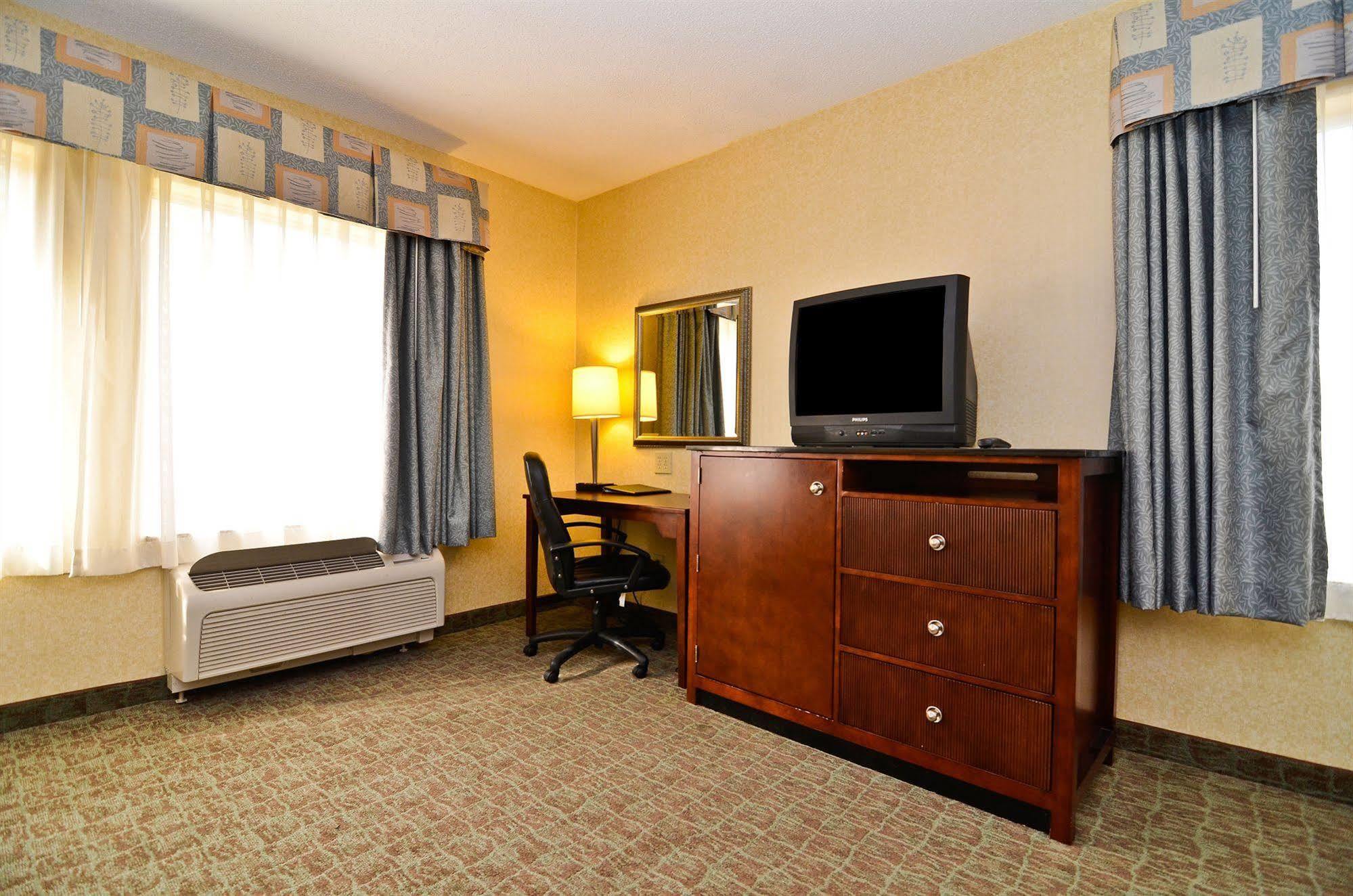 Sleep Inn & Suites Near Joint Base Andrews-Washington Area Morningside Exterior foto